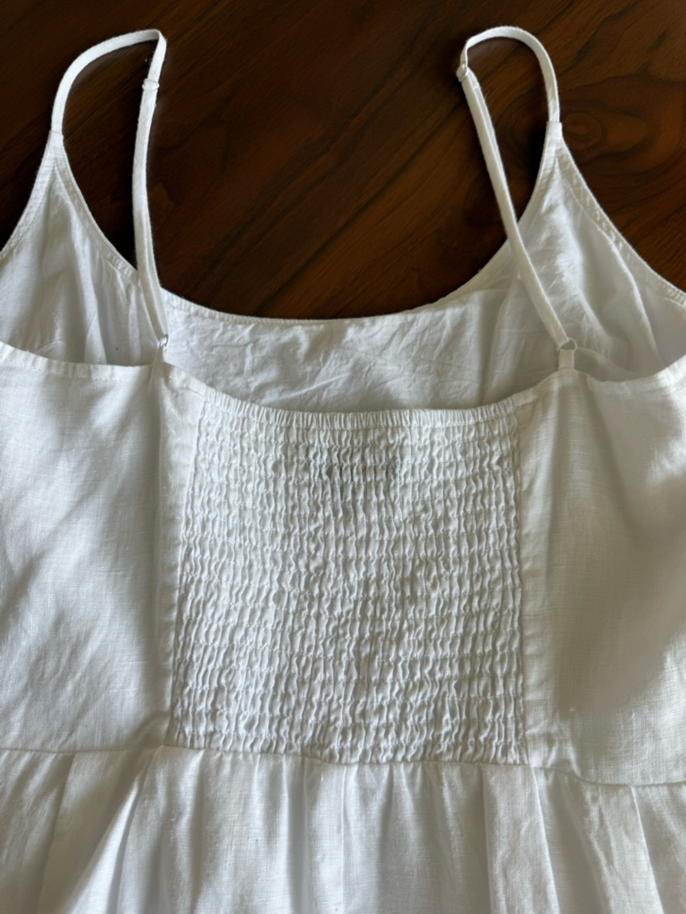 100% European Linen Scoop Neck Midi
Dress - Picture 9 of 10